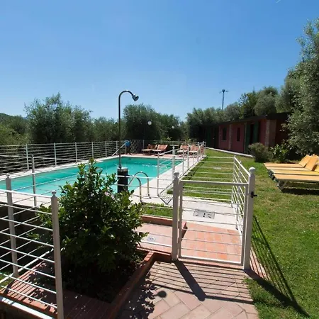 Tuscan Oasis - Private Pool, Garden & View Montecatini Terme